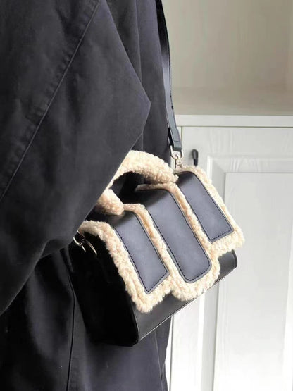 Portable Lambswool Bag