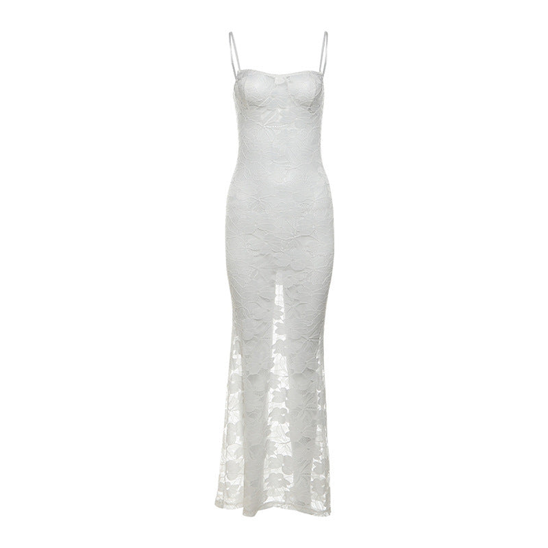 Lace bodycon dress with round neck and openwork fishtail