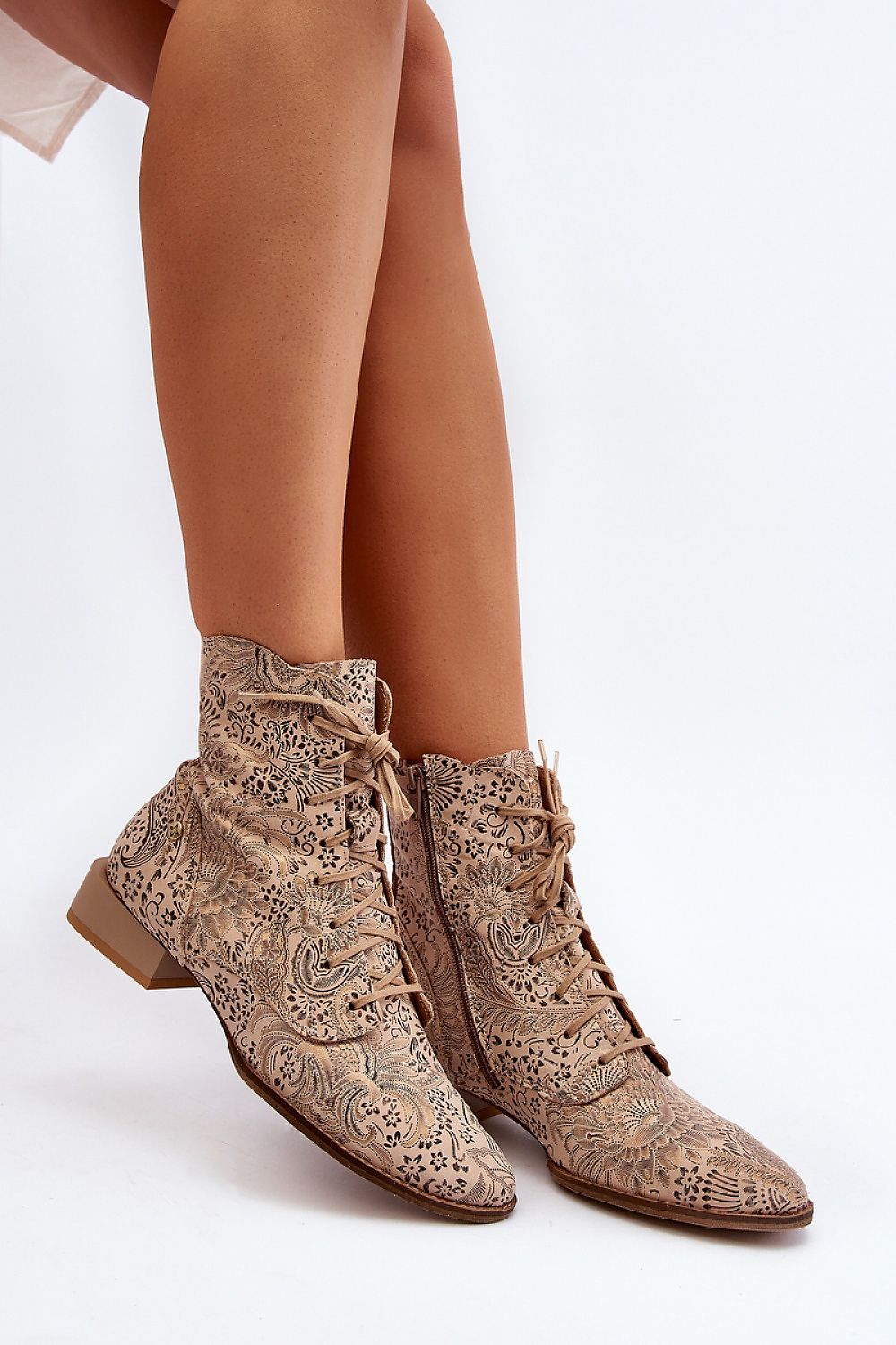 MACIEIJKA ankle boots in natural suede model 200092 Step in style