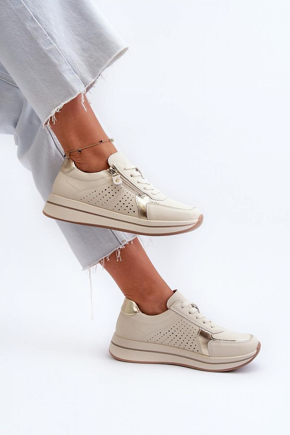 Natural leather sneakers model 196355 Step in style