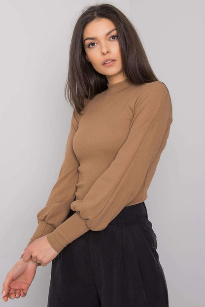 Blouse model 175118 Rue Paris