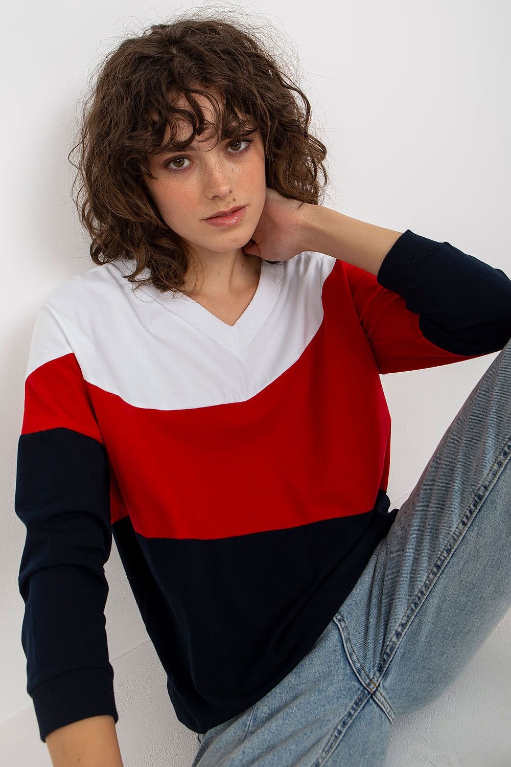 Sweatshirt model 175198 Relevance