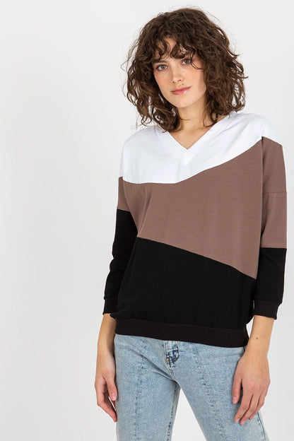 Sweatshirt model 175198 Relevance