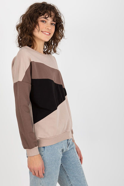 Sweatshirt model 175206 Relevance