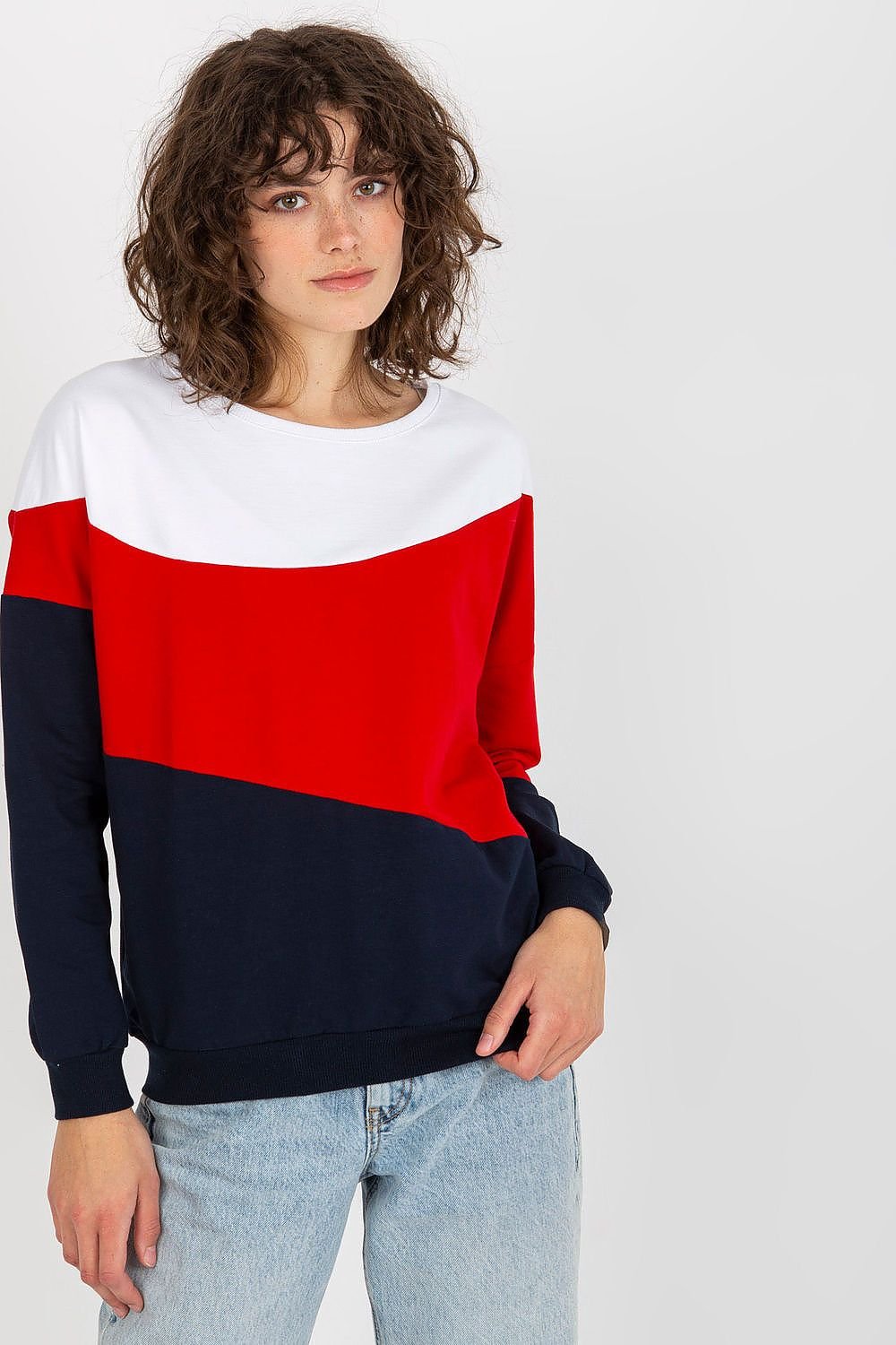 Sweatshirt model 185962 Relevance